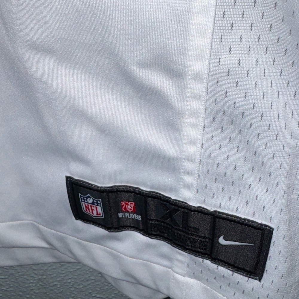 🏈 Nike Minnesota Vikings #5 White Away NFL Jersey Men’s XL - Picture 6 of 6